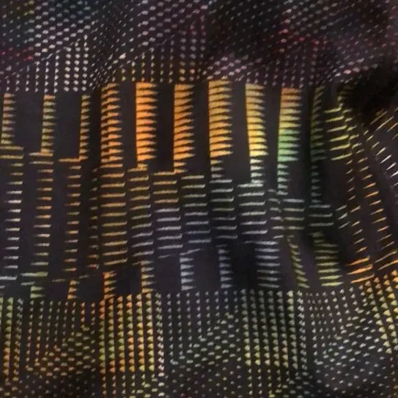 Patagonia Common Threads Women’s Multicolor Rainbow Geometric Active Tank SMALL - Picture 2 of 4